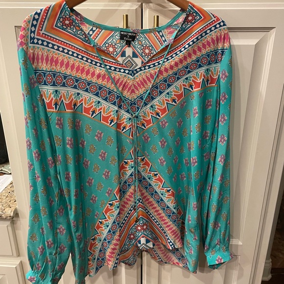 turquoise print tops